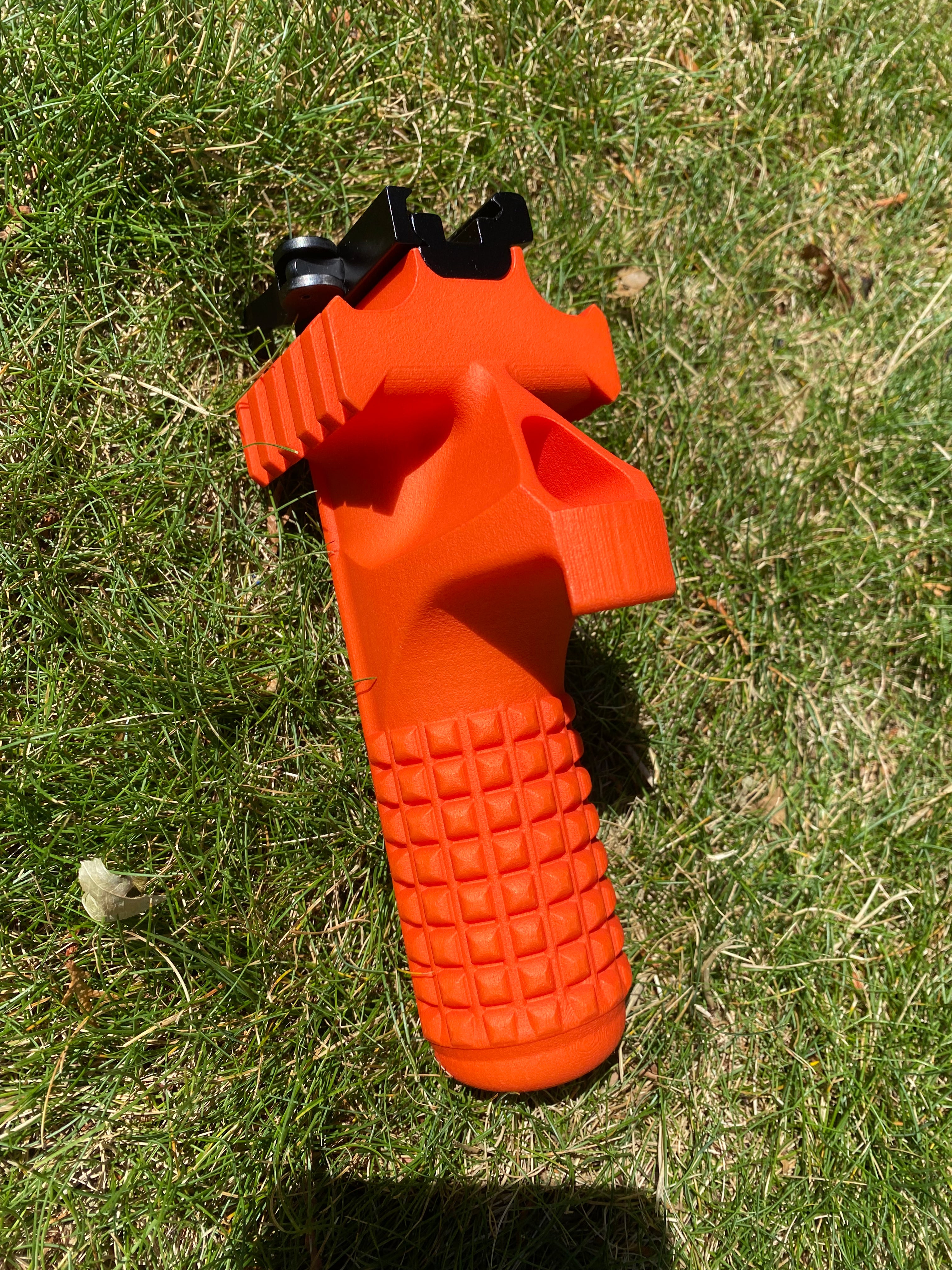 Last Chance LE Pepper Spray Attachment Device by Sublethal Defense
