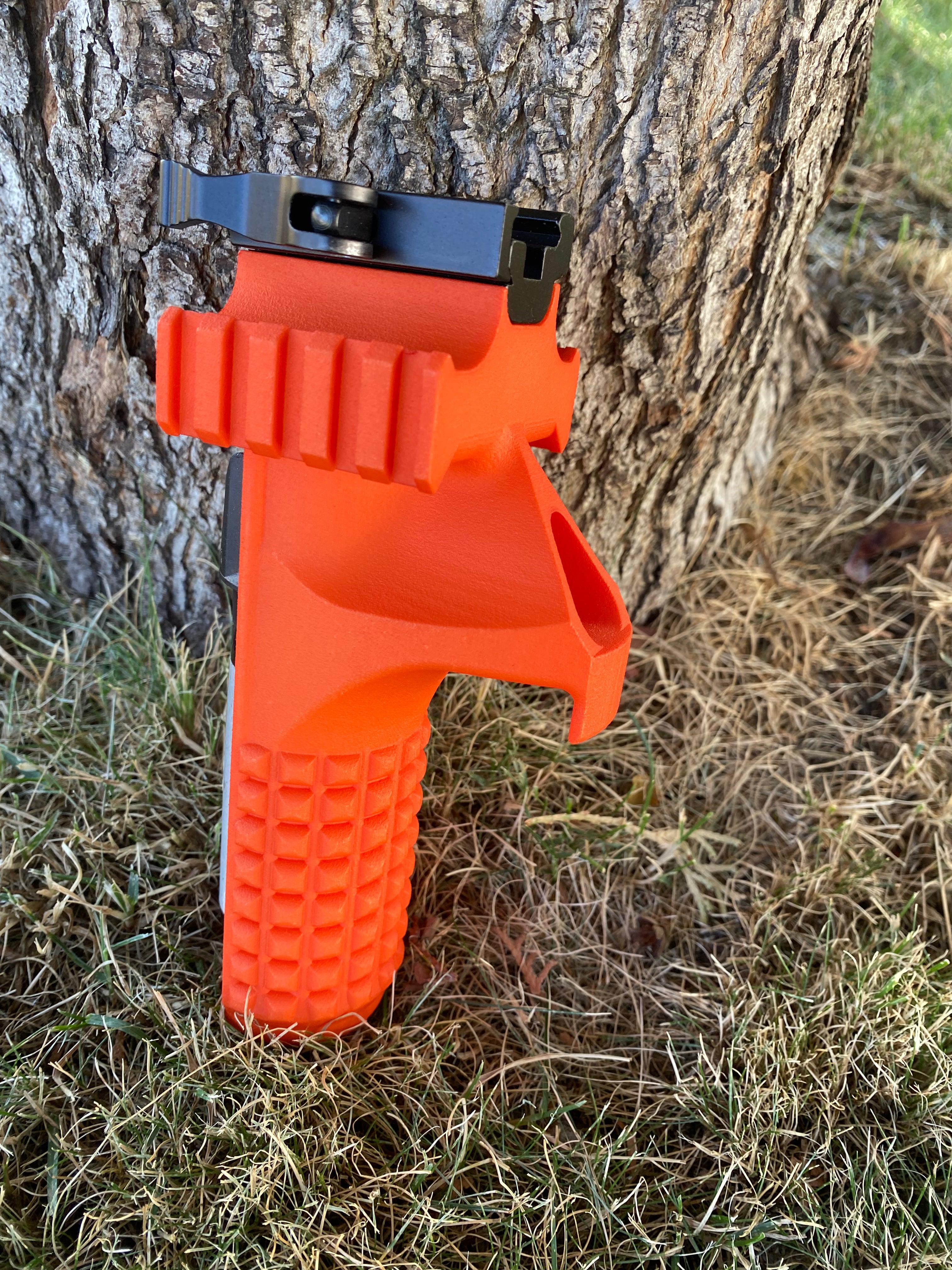 Last Chance LE Pepper Spray Attachment Device by Sublethal Defense