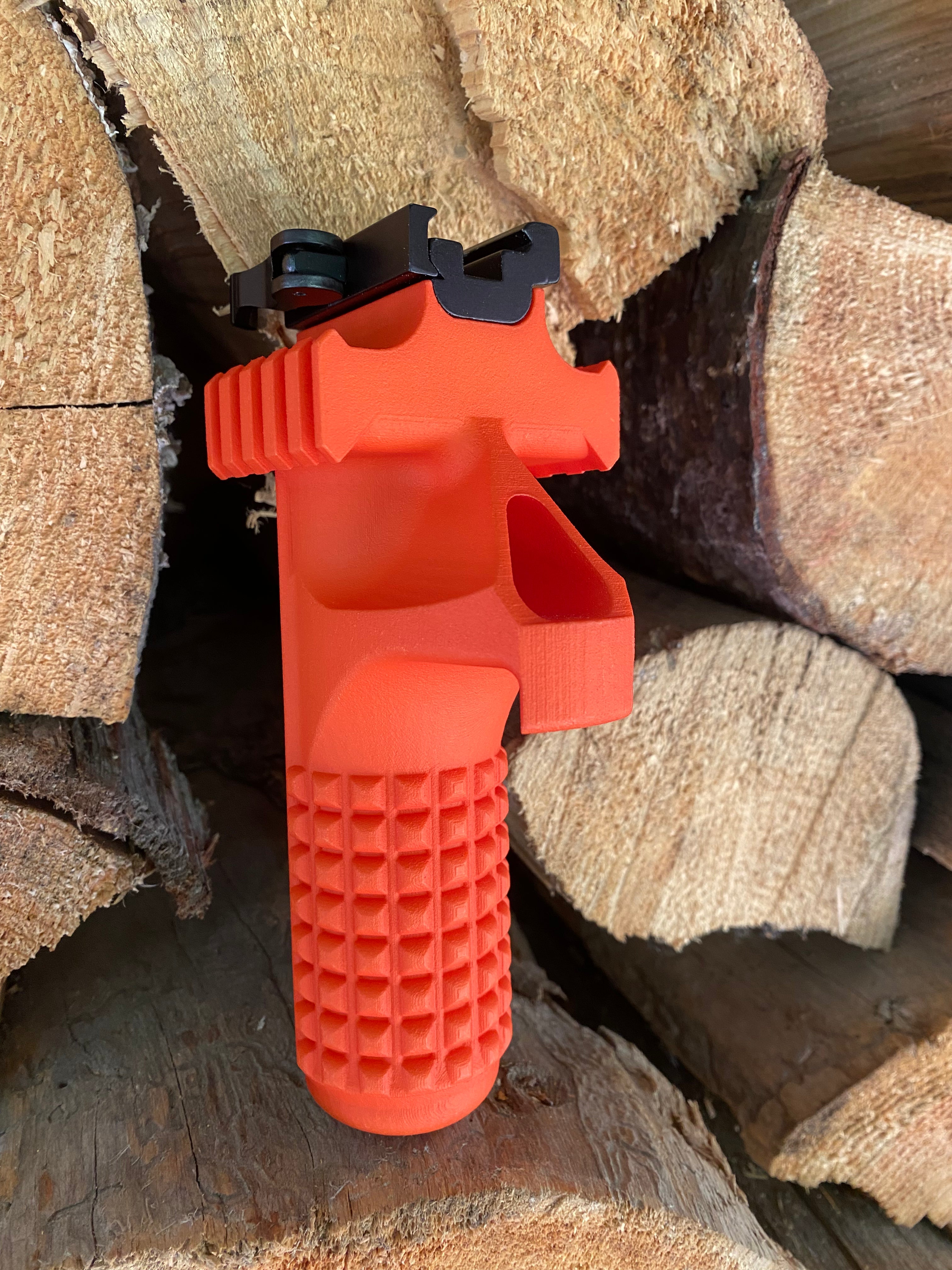 Last Chance LE Pepper Spray Attachment Device by Sublethal Defense